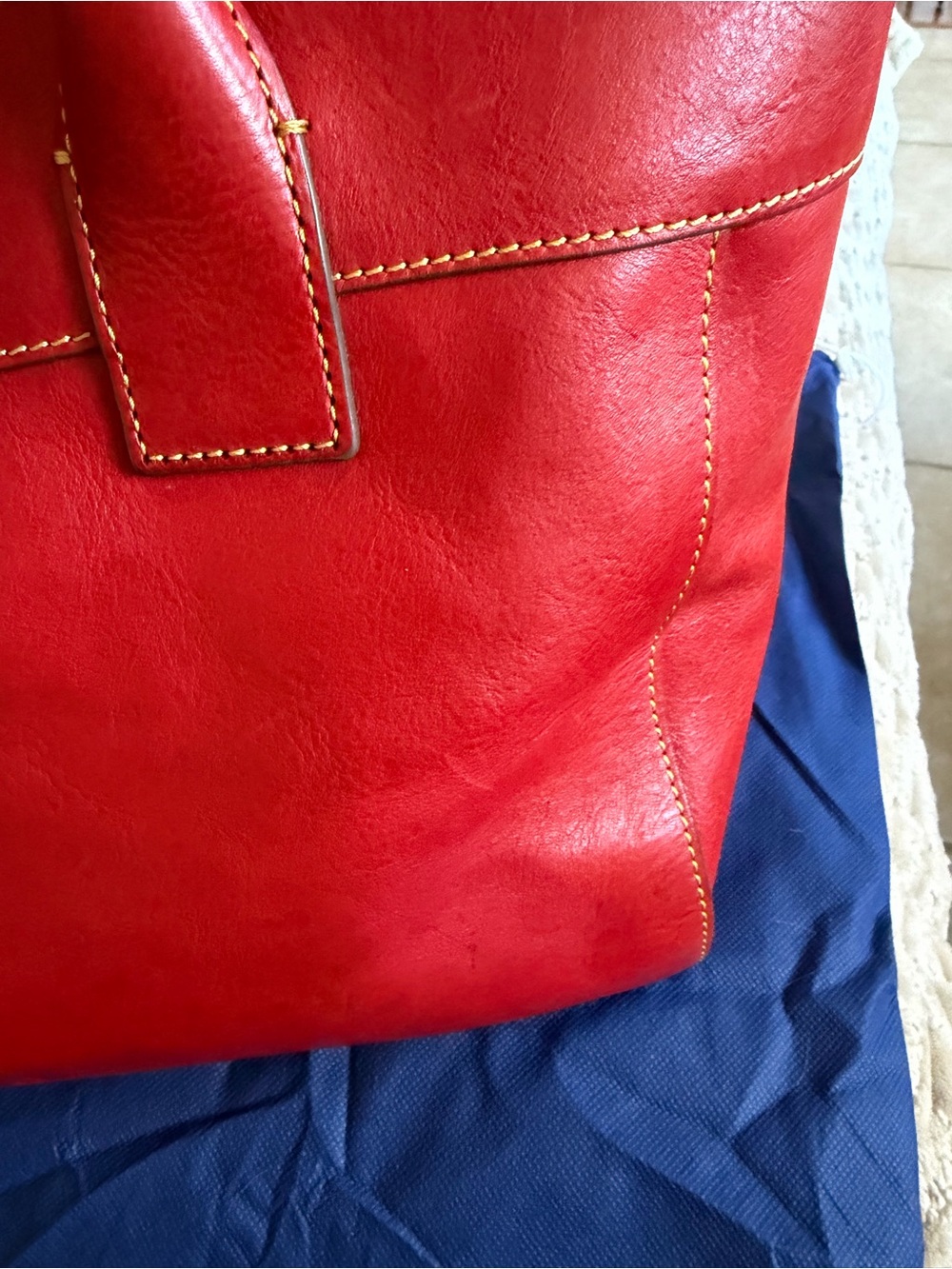 Dooney & Bourke Florentine Large Amelie Tote Red  Vachetta Leather - Picture 4 of 14